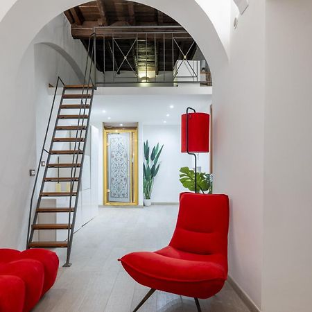 Lovely Studio Apartment - Capocci Rome Luaran gambar