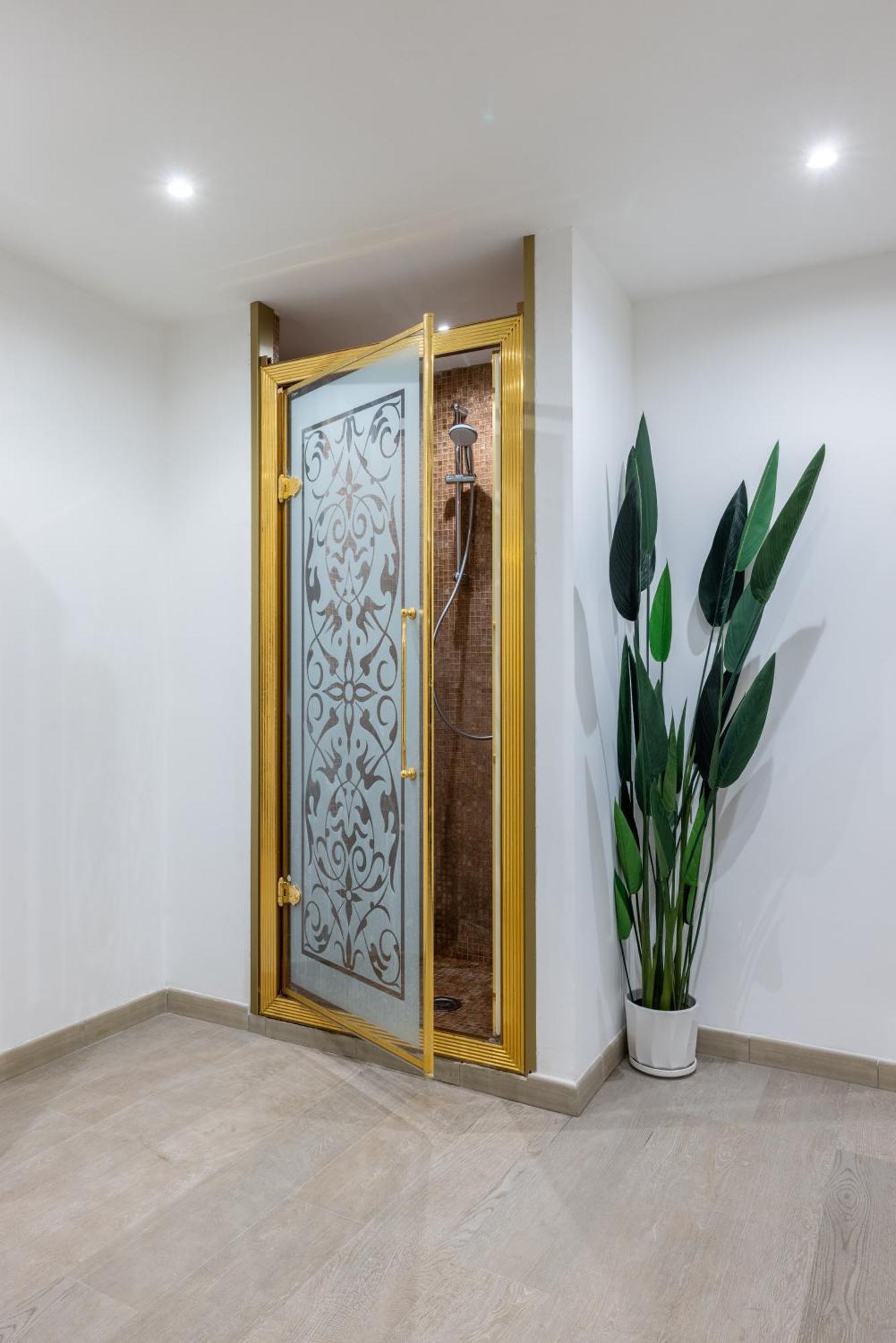 Lovely Studio Apartment - Capocci Rome Luaran gambar