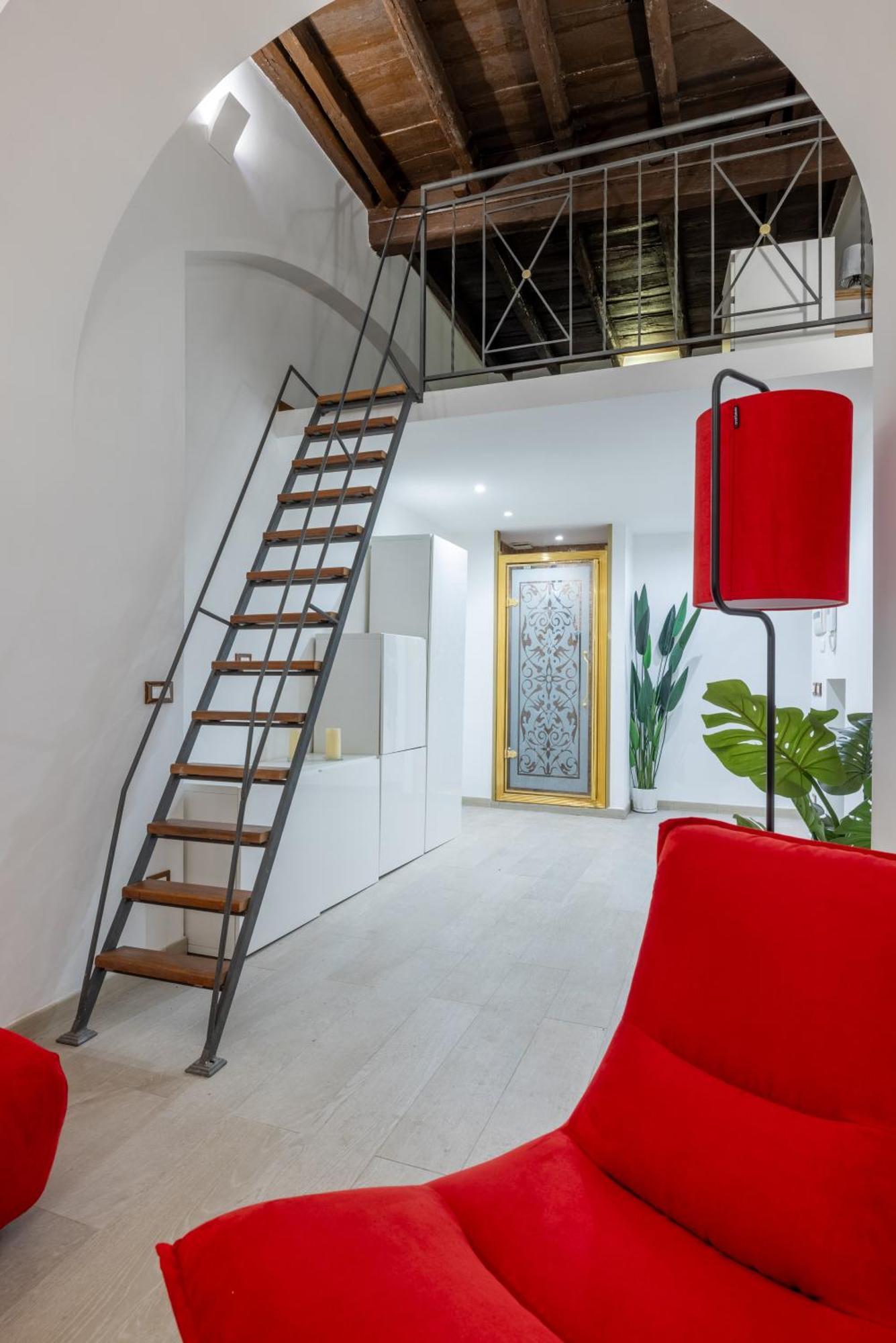Lovely Studio Apartment - Capocci Rome Luaran gambar